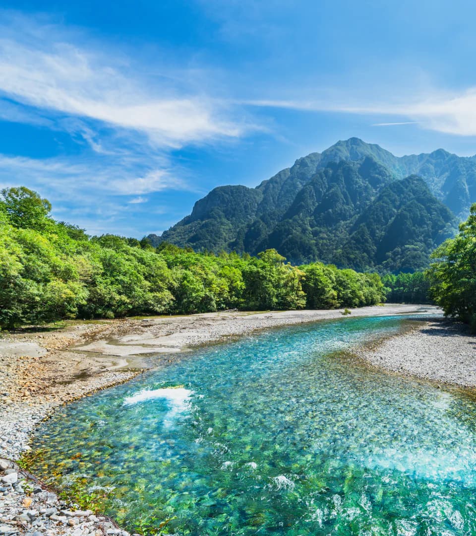 画像:息をのむ絶景、長野の自然に包まれて