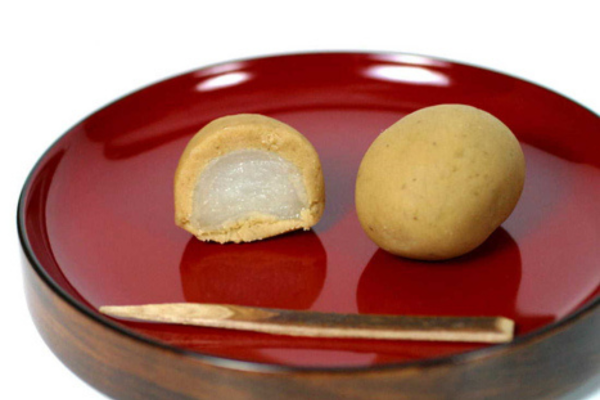 【季節の商品】木曽地域の郷土菓子「栗子餅」入荷のお知らせ