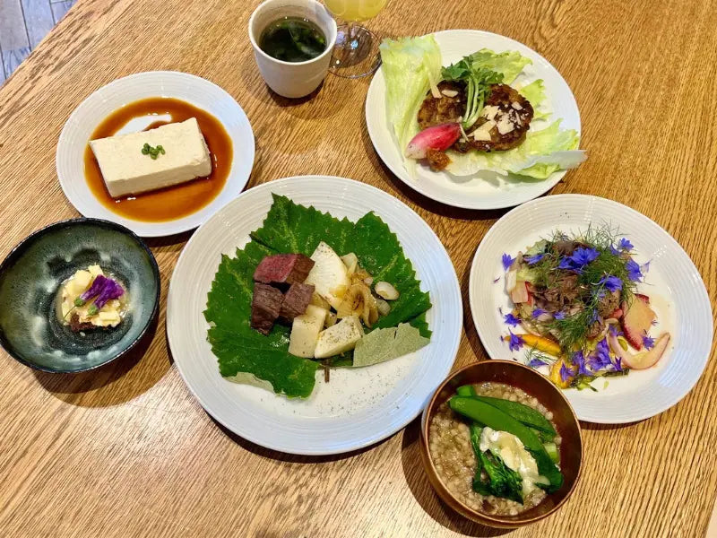 北沢正和さんの信州の暮らしを彩る山里ランチ　～旬の野菜と、自然に育まれた黒豚肉の豊かな味わいを楽しむ～